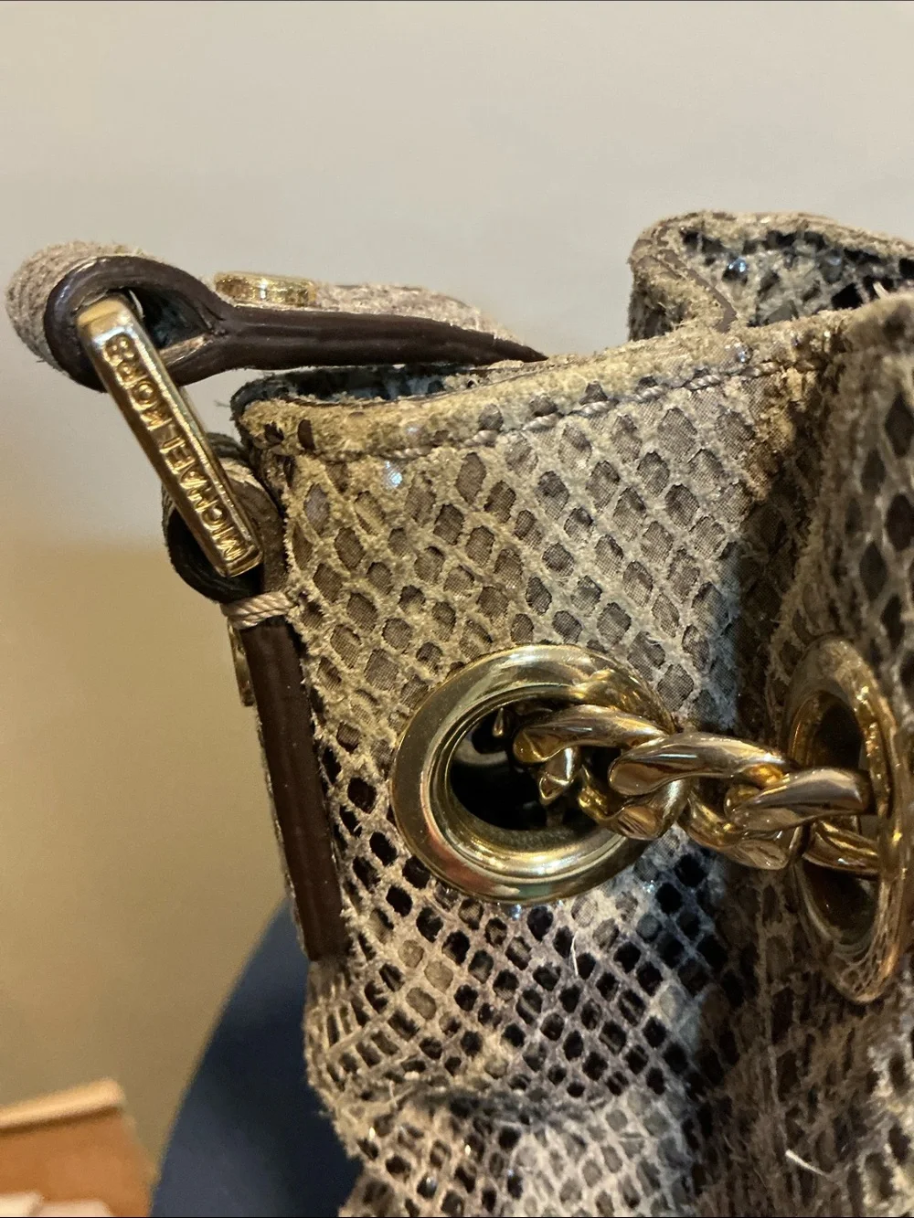 MICHAEL KORS JET SET BAG